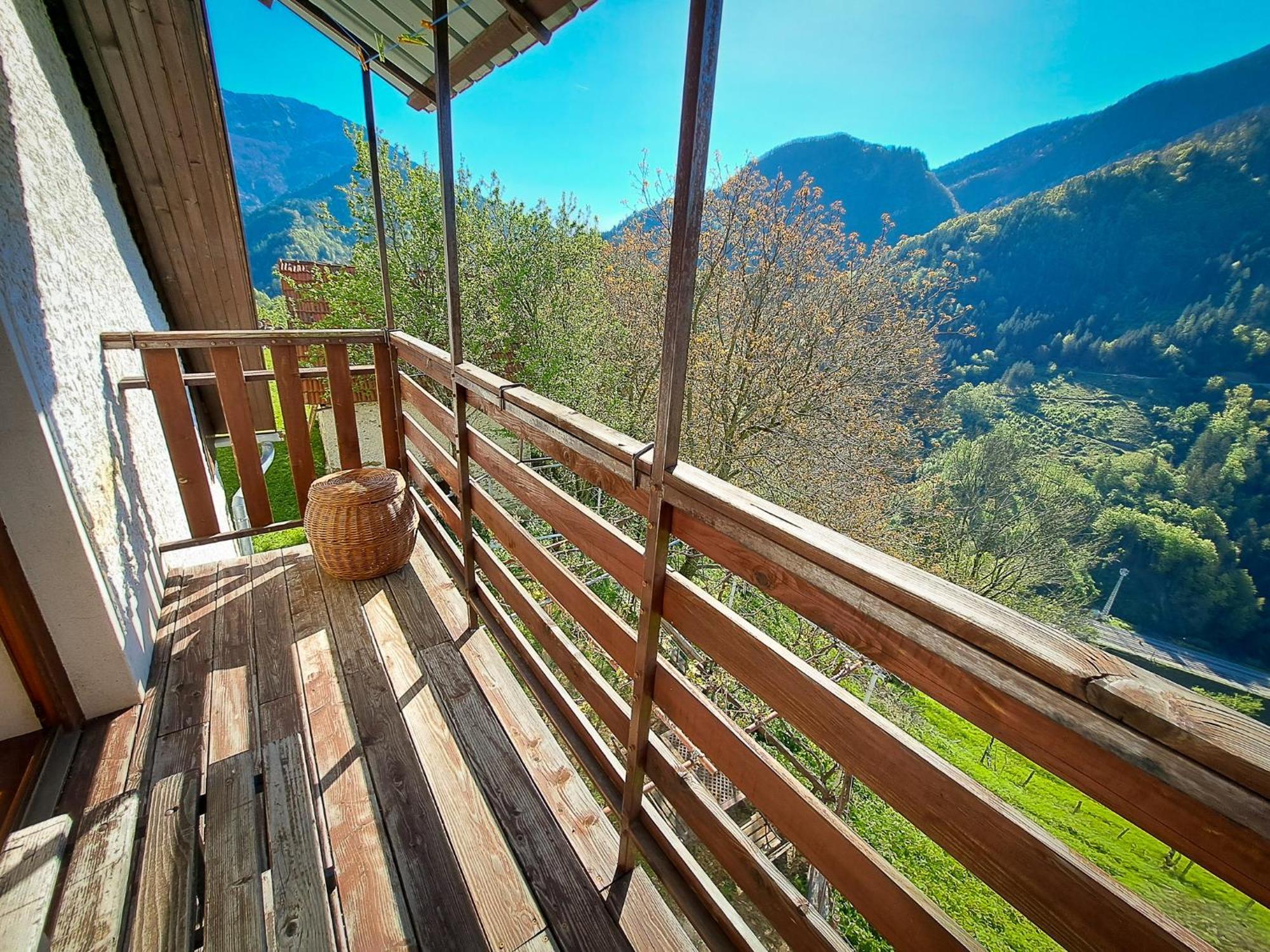 Apartamento Hikers Hut Hisar Podbrdo Exterior foto